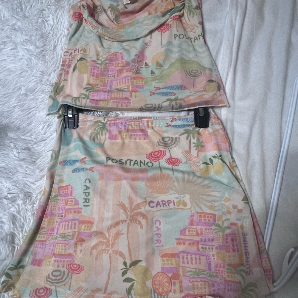Colorful Patterned Dress with Tropical Print mesh - Picture 6 of 6